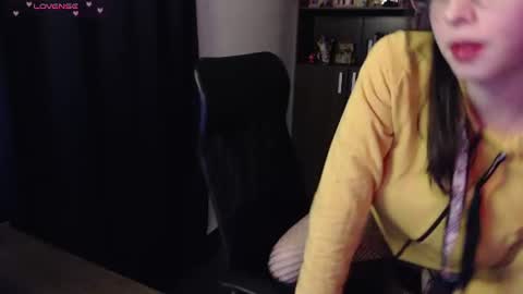Snapshot of sunflower_uwu chatting on 21, 6, 2026 violetta online show from 21, 6, 2026