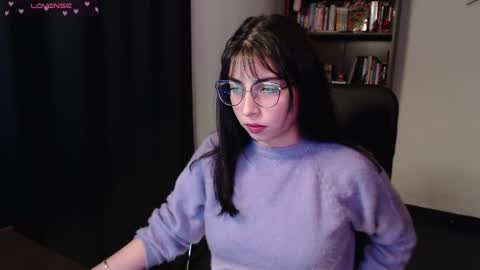 Snapshot of sunflower_uwu chatting on 29, 6, 2026 violetta online show from 29, 6, 2026