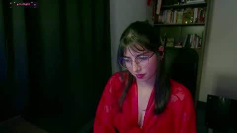 Snapshot of sunflower_uwu chatting on 14, 7, 2026 violetta online show from 14, 7, 2026