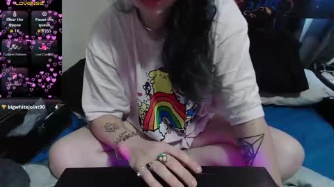 Snapshot of sunni_daes_xo chatting on 10, 9, 2025 Sunni Daes online show from 10, 9, 2025