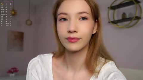 Lily online show from 19, 9, 2025