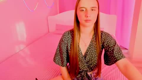 Snapshot of sunnybunnyy5 chatting on 13, 3, 2026 Liza online show from 13, 3, 2026