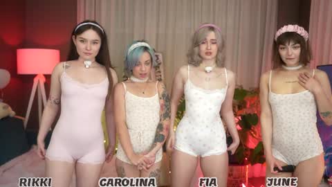Snapshot of sunnyfia chatting on 26, 9, 2025 Fia - TG - Mia - Alice - online show from 26, 9, 2025