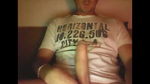 Snapshot of sunnygun0 chatting on 19, 10, 2025 sunnygun0 online show from 19, 10, 2025