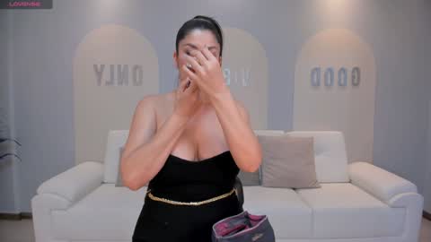 Sunny Rivers online show from 5, 2, 2025