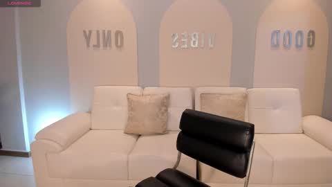 Sunny Rivers online show from 21, 10, 2025