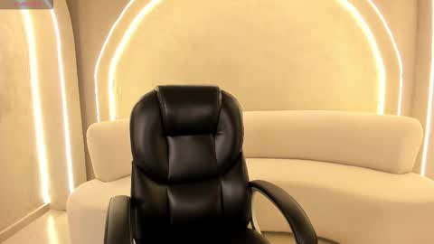 Sunny Rivers online show from 14, 11, 2025