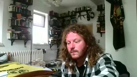 Snapshot of sunr1sa chatting on 28, 9, 2025 sunr1sa online show from 28, 9, 2025