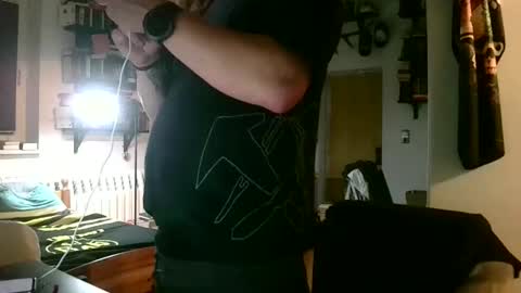 Snapshot of sunr1sa chatting on 13, 10, 2025 sunr1sa online show from 13, 10, 2025