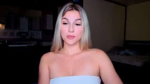 sunsetwithava online show from 4, 7, 2026