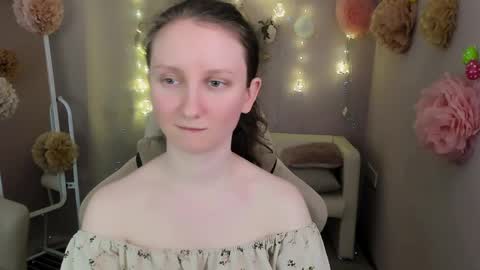 Snapshot of sunshine_blaze chatting on 26, 5, 2026 Alice online show from 26, 5, 2026