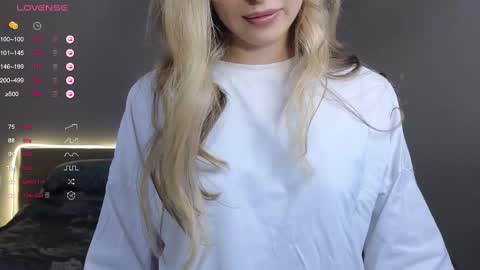 Snapshot of sunshine_diana_ chatting on 9, 2, 2025 Di online show from 9, 2, 2025