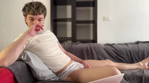 sunshinealex online show from 8, 4, 2026