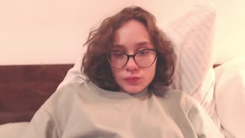 Hella online show from 3, 6, 2026