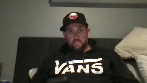 Snapshot of super_jutty chatting on 4, 12, 2025 super_jutty online show from 4, 12, 2025