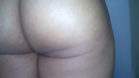 Snapshot of superboy977 chatting on 16, 10, 2025 superboy977 online show from 16, 10, 2025