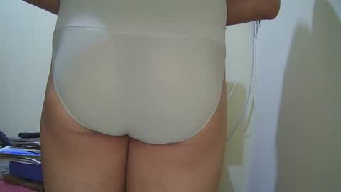 Snapshot of superboy977 chatting on 17, 11, 2025 superboy977 online show from 17, 11, 2025