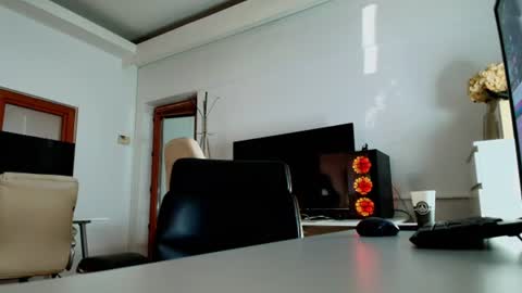 supermanboyxxl online show from 14, 7, 2026