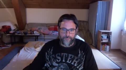 supersquirrel81 online show from 5, 10, 2025