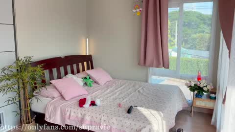 Snapshot of supremeraven chatting on 23, 12, 2024 Raven - Ravie online show from 23, 12, 2024