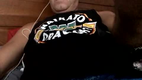 Snapshot of surfrguy0077 chatting on 10, 3, 2025 surfrguy0077 online show from 10, 3, 2025