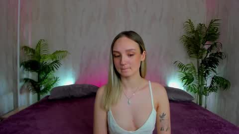 Annie online show from 12, 1, 2025