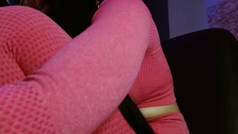 Snapshot of susana_hank chatting on 13, 2, 2025 susana online show from 13, 2, 2025