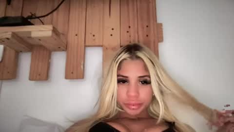 Snapshot of susandolls_ chatting on 25, 7, 2026 susan online show from 25, 7, 2026