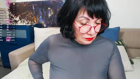 Snapshot of susanflower chatting on 19, 2, 2025 Susan online show from 19, 2, 2025