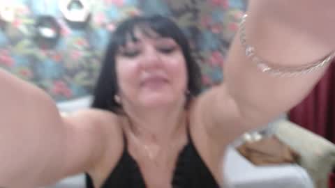 SusanLaNice online show from 4, 10, 2025