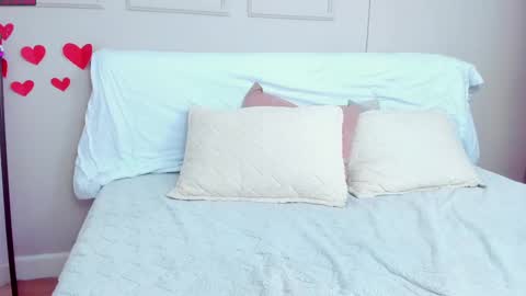 Amelia  online show from 21, 2, 2025