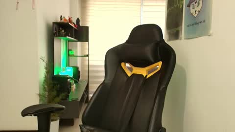 Susan Rhodes online show from 6, 11, 2025