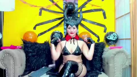 Snapshot of susanslim chatting on 29, 10, 2025 susanslim online show from 29, 10, 2025