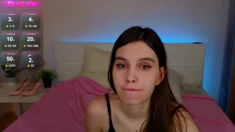 Snapshot of susiemorris chatting on 11, 3, 2025 Susie online show from 11, 3, 2025