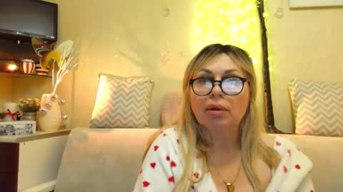 Snapshot of susiexnoreen chatting on 11, 2, 2026 SusiexNoreen online show from 11, 2, 2026