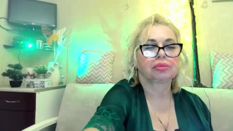 Snapshot of susiexnoreen chatting on 18, 2, 2026 SusiexNoreen online show from 18, 2, 2026