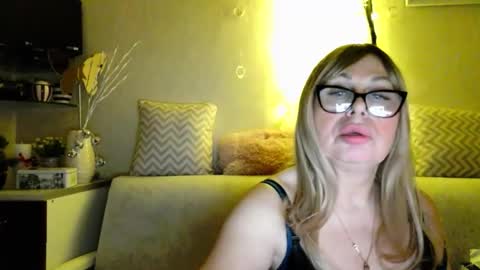 Snapshot of susiexnoreen chatting on 22, 2, 2026 SusiexNoreen online show from 22, 2, 2026