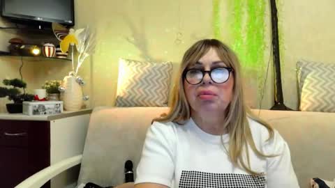 Snapshot of susiexnoreen chatting on 1, 3, 2026 SusiexNoreen online show from 1, 3, 2026