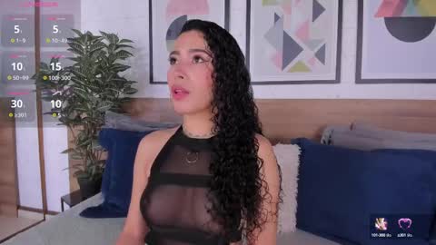 Snapshot of sussanalee chatting on 16, 2, 2025 Your Squirt queen online show from 16, 2, 2025