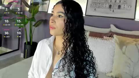 Snapshot of sussanalee chatting on 13, 9, 2025 Your Squirt queen online show from 13, 9, 2025
