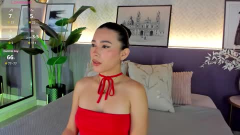 Snapshot of sussanalee chatting on 30, 11, 2025 Your Squirt queen online show from 30, 11, 2025