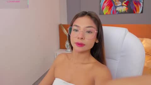 Snapshot of sussy_sweet4u chatting on 1, 3, 2025 sussy_sweet4u online show from 1, 3, 2025