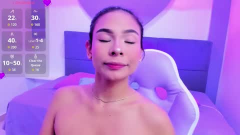 Snapshot of sussy_sweet4u chatting on 4, 10, 2025 sussy_sweet4u online show from 4, 10, 2025