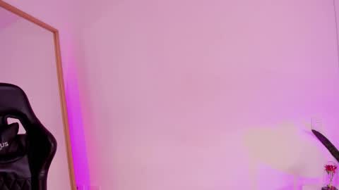 Sussy online show from 6, 10, 2025