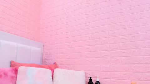 suzan_30 online show from 3, 6, 2026