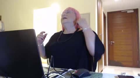 My name is Sissy or more fully Suzanna Aprilia Maria Mariquita Catarina Chinita Banci. Soy una puta - que chimba ladybug online show from 6, 3, 2026