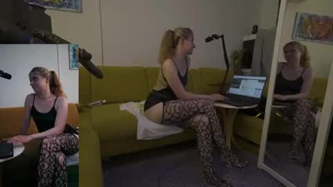 suzannexxxxxx online show from 10, 5, 2026
