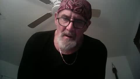 Snapshot of suzuki1250 chatting on 6, 12, 2024 suzuki1250 online show from 6, 12, 2024