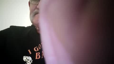 Snapshot of suzuki1250 chatting on 1, 3, 2026 suzuki1250 online show from 1, 3, 2026