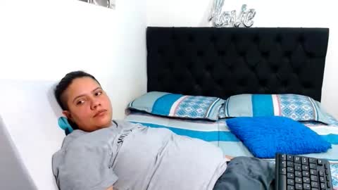 suzy_paz online show from 19, 3, 2026